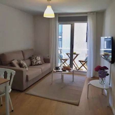 Apartment - 2 Bedrooms With Wifi - 60143 *
